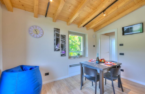 Roe Volciano Apartment | Ricomilla-Ulivo -Balcony, Garden & Privat, Roè Volciano, Italy
