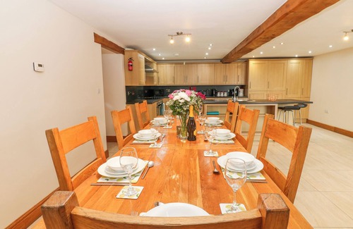 Bretherdale Cottage | RIDDINGS BARN, family friendly, with a garden in Sedbergh