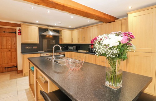 Bretherdale Cottage | RIDDINGS BARN, family friendly, with a garden in Sedbergh