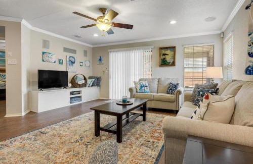 San Antonio House | Ride the Wave