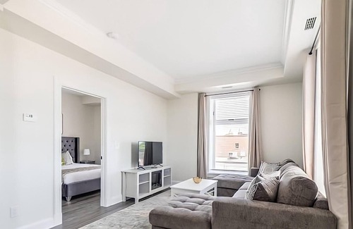 Smiths Falls Apartment | Rideau 2Br Signature Apartment Free Parking 2