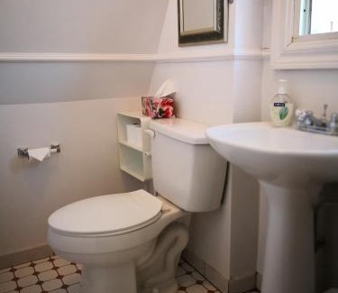 Golden Triangle Bed & Breakfast | Rideau Inn