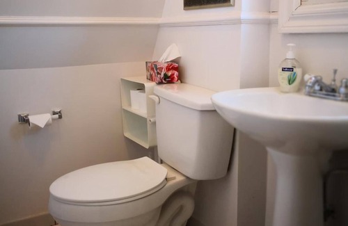 Golden Triangle House | Rideau Inn