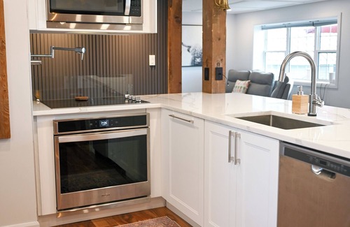 North Grenville House | Rideau River Getaway