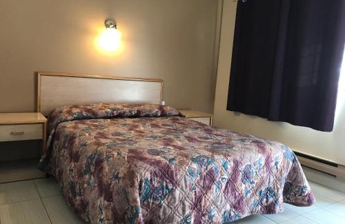 Valleyview Hotel | Rider's Inn