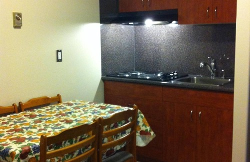 Valleyview Hotel | Rider's Inn
