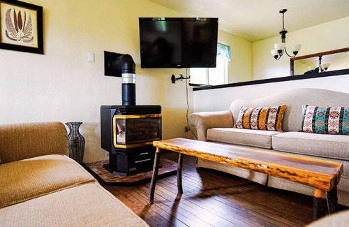 Tuolumne Resort | Ridge House 6/6 Private Retreat
