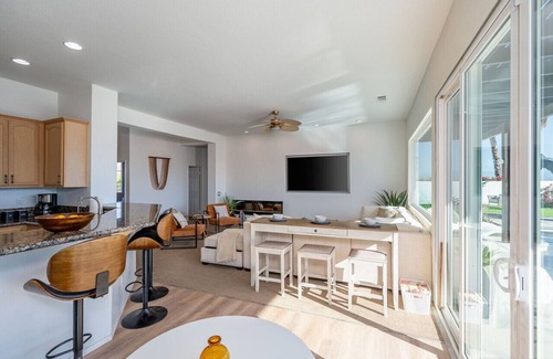 Desert Hot Springs House | Ridge Overlook | Stunning Mountain Views