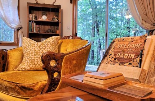 Helen House | Ridge Retreat at Hearthstone Cabins and Camping - Pet Friendly