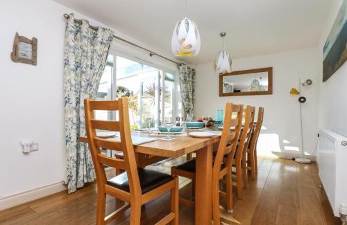 Mullion House | Ridgeback House