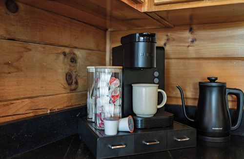 Blue Ridge Cabin | Ridgecrest Cabin: Stunning Views, Hot Tub, Firepit, Screened Porch