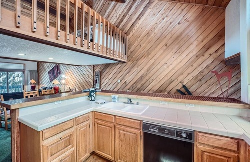 Avon Condo | Ridgepoint Townhomes