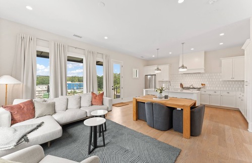 Palmetto House | Ridgeview Oasis - 2 Bedroom/2 bath with a View