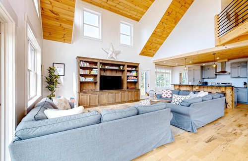 Whitefield House | Ridgeview