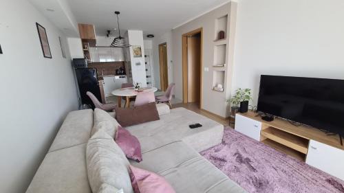 Szombathely Apartment | Riella Home