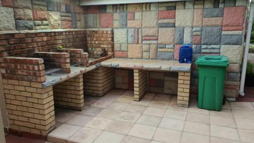 Hibiscus Coast House | Rietvlei Guesthouse Main House