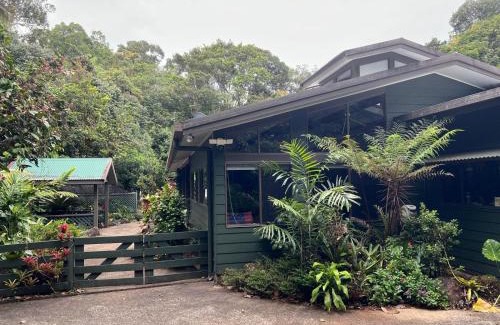 Topaz Cabin | Riflebird Lodge