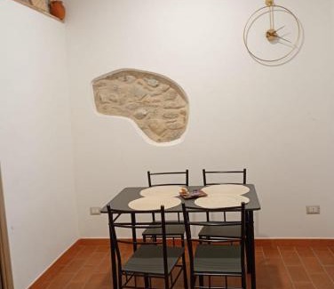 Monasterace House | Rifugio nel borgo