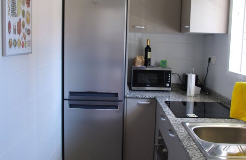 Els Arenals del Sol Apartment | Right in front of the beach of Alicante, quiet and newly renovated apartment