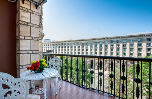 Lypky Apartment | Right in the city Center