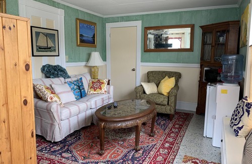 Damariscotta Condo | Right in town! walk to coffee shops, restaurants and much more!