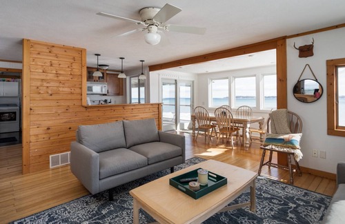 Suttons Bay Cottage | Right on the Lake Michigan - walk to town and across from TART trail