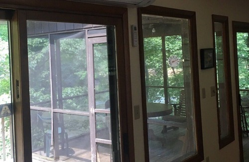 Great Cacapon House | Right on the river.