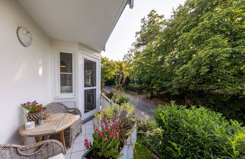 Lauterbach Apartment | Right on the water: Stylish "Hafenglück" vacation apartment in Lauterbach on Rügen