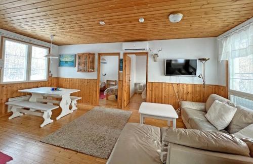 Muurame House | Riihilampi