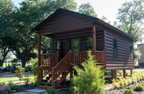Broussard Cabin | Riley's Retreat Cabin