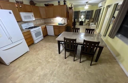 Buckhead Ridge Cottage | Rim Canal Cottage - Access to Fishing, Just off Lake Okeechobee! by RedAwning