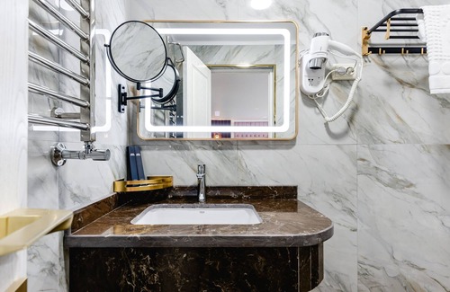 Kaztsik Hotel | Rim Grand Hotel