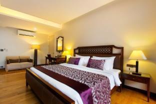 Chanthaburi Hotel | Rimnaam Klangchan Hotel - SHA Plus