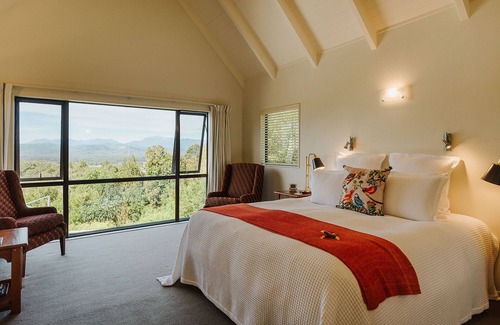 Hokitika Cabin | Rimu Lodge