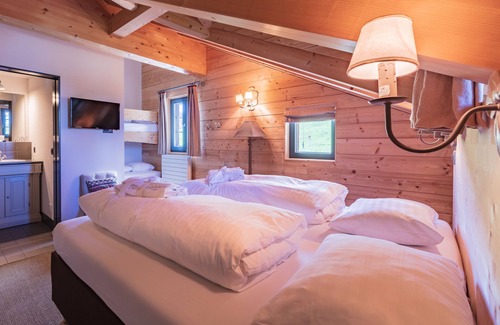 Oeschseite Cabin | Rinderberg Swiss Alpine Lodge
