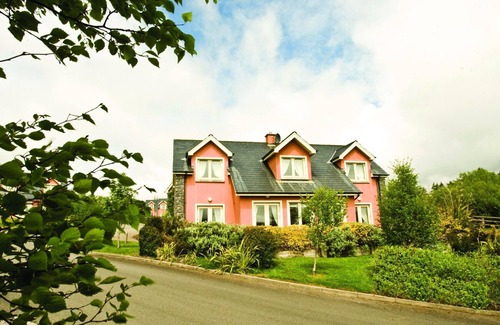 Templenoe Ski Chalet | Ring of Kerry Holiday Cottage No.22