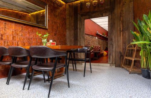 Talat Noi House | Rinvada House