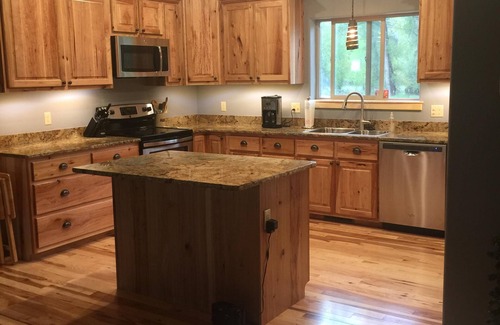 South Fork Cabin | Rio Grande River Front Vacation Home! South Fork Colorado