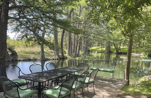 Hunt Cottage | Rio Tiempo - Beautiful Riverfront Cottage in Hunt, Texas