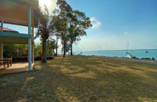 Traviston House | Rio Vista - Burrum Heads - Riverfront - 2BR - Large Yard