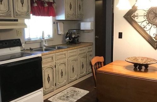 Hemphill House | Rip'n Lips Lake Rental On Toledo Bend