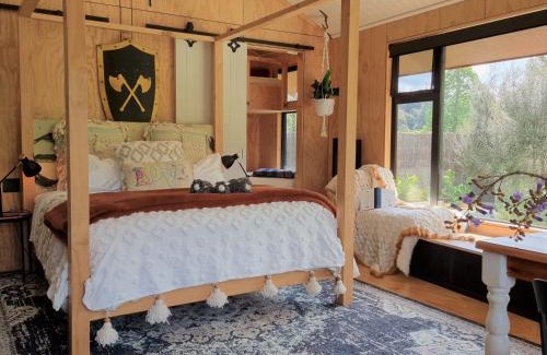 Waitomo District House | Ripples Retreat - Riverside Luxury