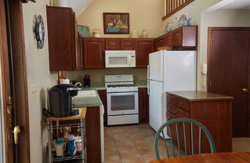 Northface Cabin | Rippling Waters is a Gorgeous cabin close to Timberline mountain slopes!