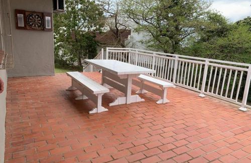 Glenmore House | Ris-i-Biekie