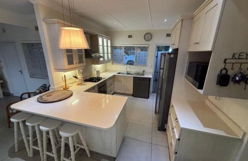 Glenmore House | Ris-i-Biekie