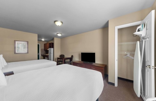 Pleasanton Hotel | Risewell Kitchen Suites Pleasanton