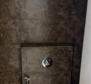 New Town Apartment | Rishi Pranya