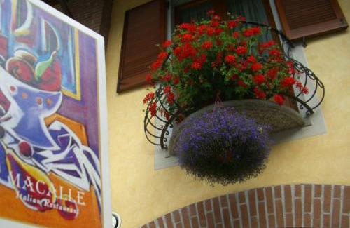 Alzate Hotel | Ristorante Albergo Macallè di Zuin Claudio