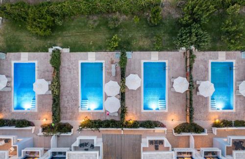 Gennadi Villa | RITA MARE seafront villas heated Pools