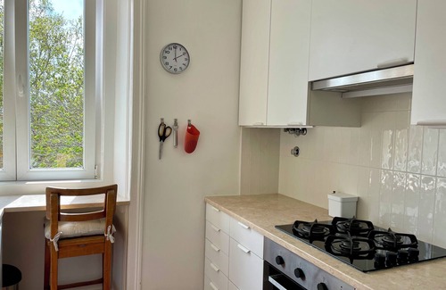 Pena Apartment | RITA'S PLACE - historic center: charming flat on garden square, 400m from Baixa de Lisboa